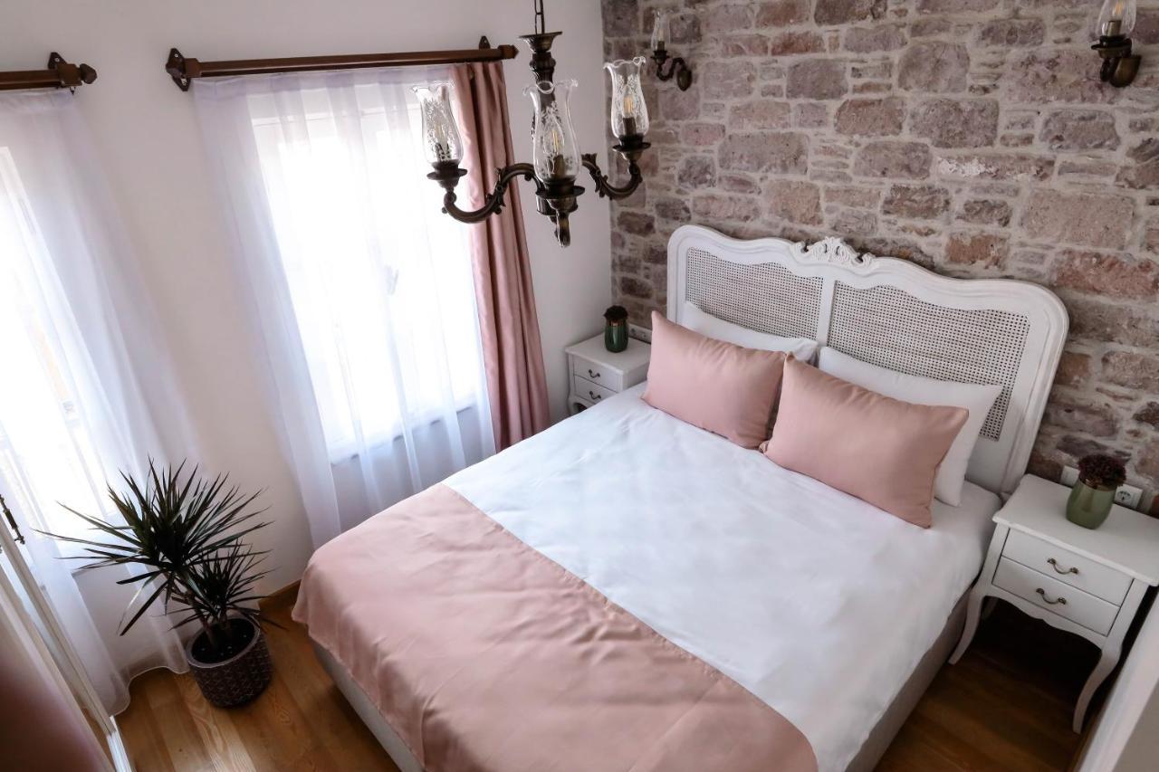 Ayvalı Baris Otel Cunda מראה חיצוני תמונה