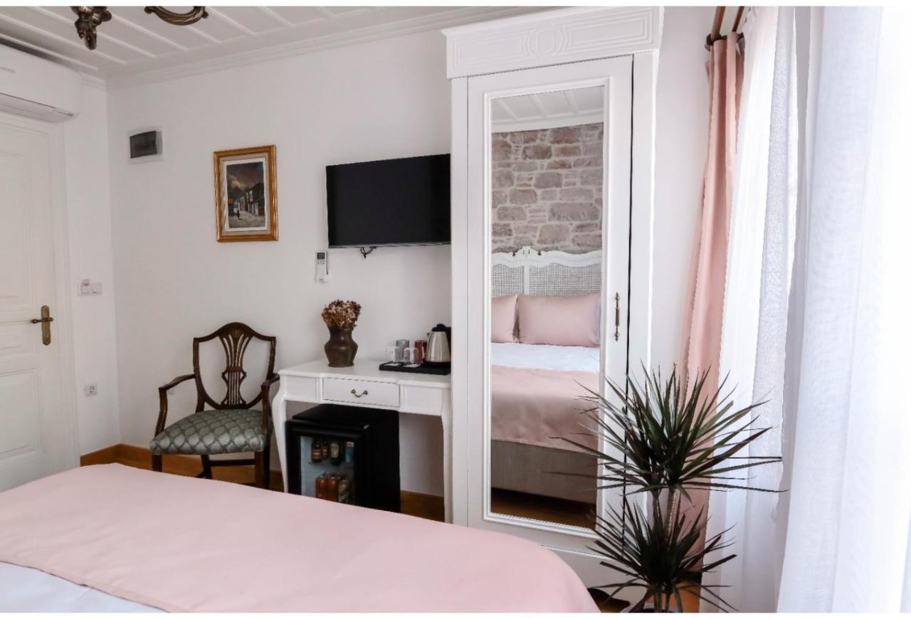 Ayvalı Baris Otel Cunda מראה חיצוני תמונה