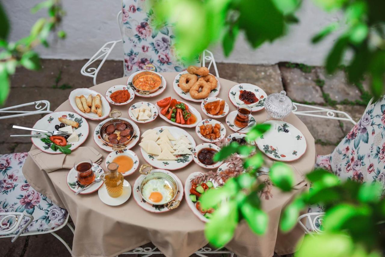 Ayvalı Baris Otel Cunda מראה חיצוני תמונה